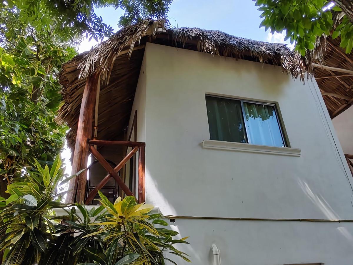 Hotel Pancho Villas Bacalar - Free Bikes And Paddles Exterior foto